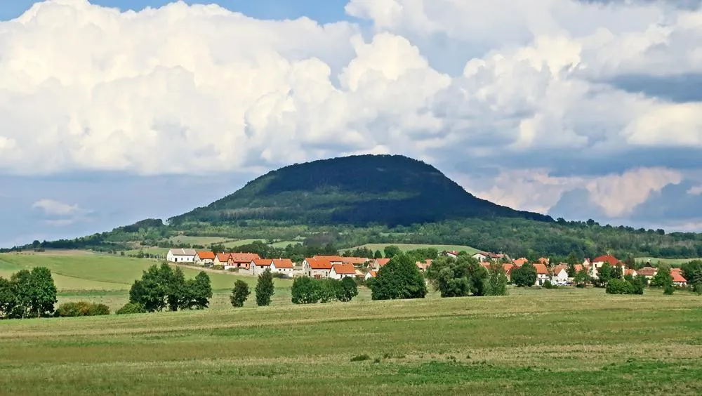 Výlet - výstup na Říp